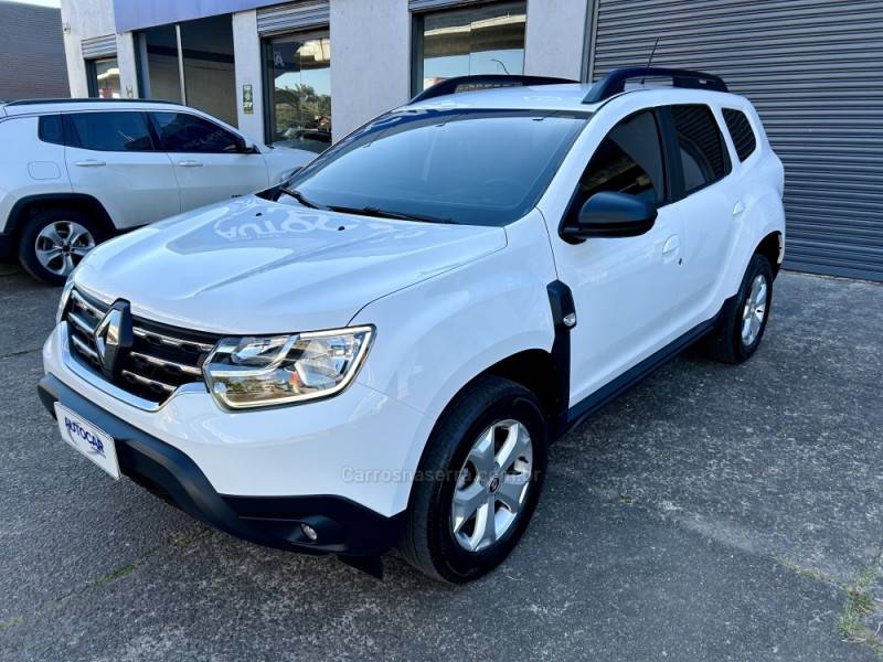 RENAULT - DUSTER - 2023/2023 - Branca - R$ 96.900,00