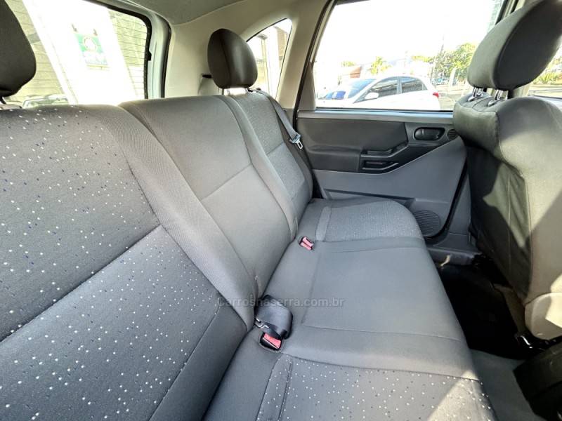 CHEVROLET - MERIVA - 2012/2012 - Branca - R$ 32.900,00