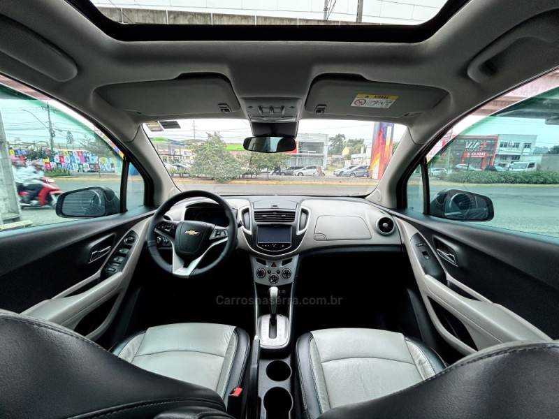 CHEVROLET - TRACKER - 2015/2015 - Cinza - R$ 73.900,00