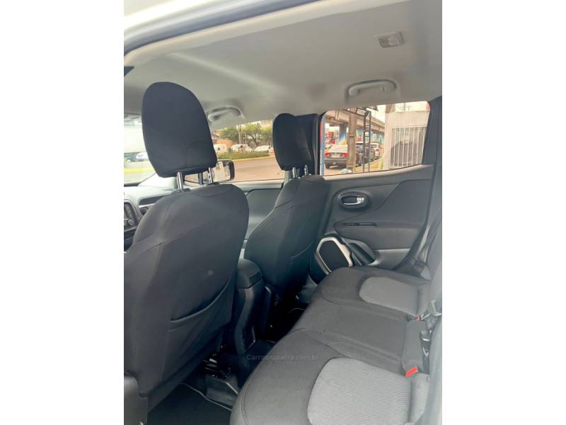 JEEP - RENEGADE - 2017/2017 - Branca - R$ 74.700,00