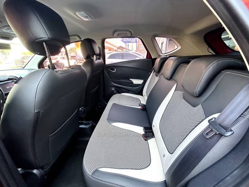 RENAULT - CAPTUR - 2019/2019 - Vermelha - R$ 77.900,00