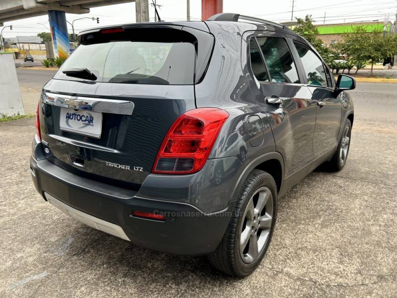 CHEVROLET - TRACKER - 2015/2015 - Cinza - R$ 73.900,00