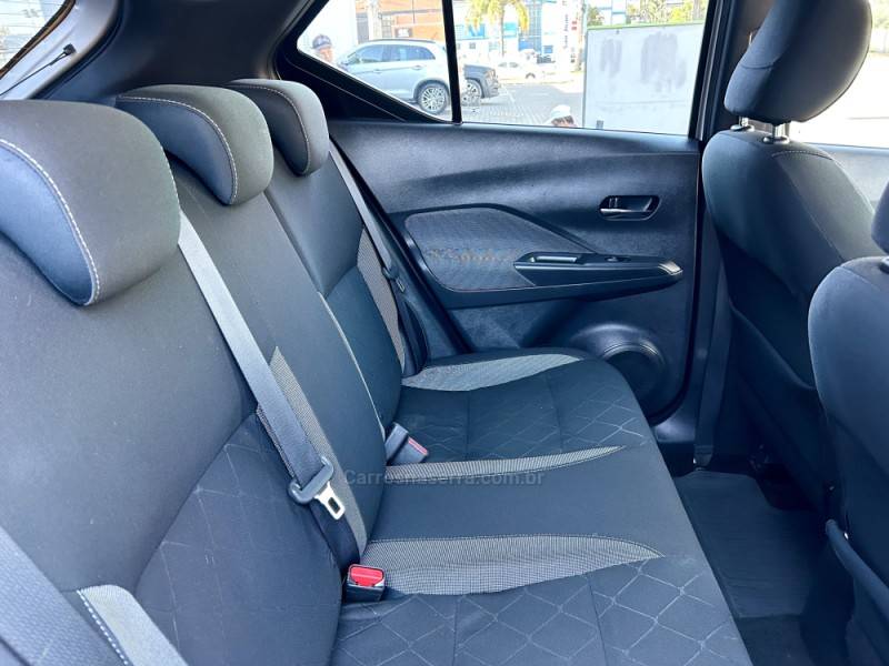 NISSAN - KICKS - 2020/2020 - Prata - R$ 87.900,00