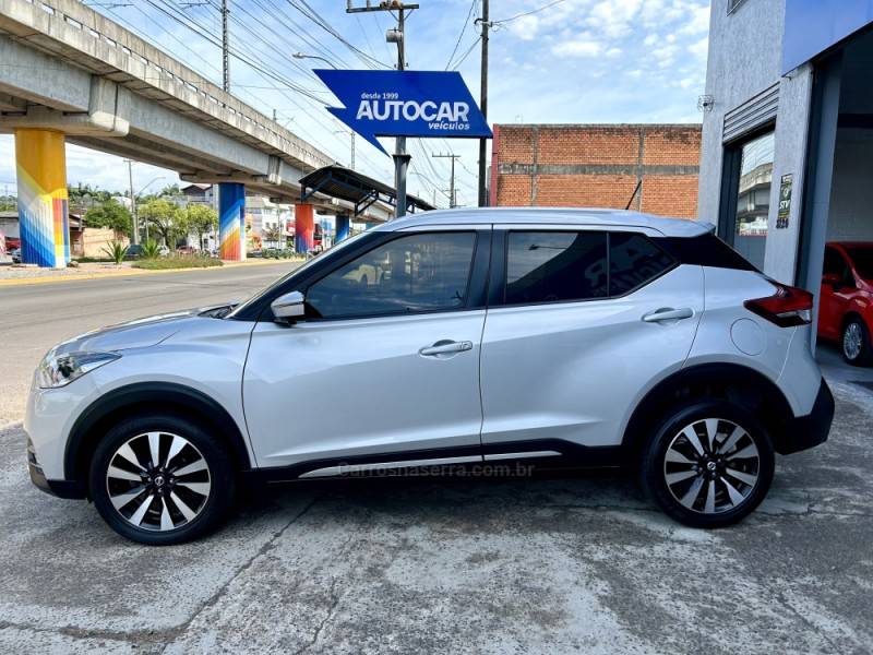 NISSAN - KICKS - 2017/2017 - Prata - R$ 87.900,00