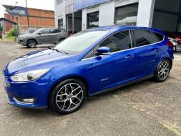 FORD - FOCUS - 2017/2017 - Azul - R$ 73.900,00