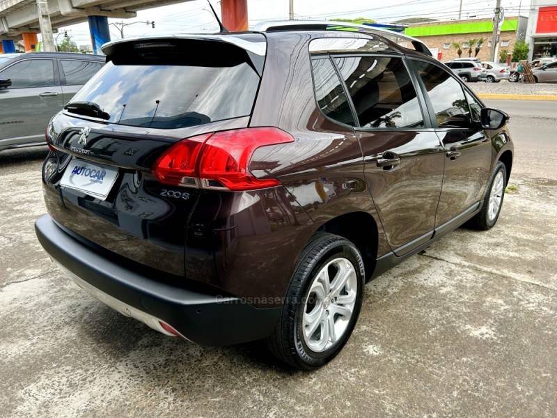 PEUGEOT - 2008 - 2017/2017 - Marrom - R$ 58.700,00