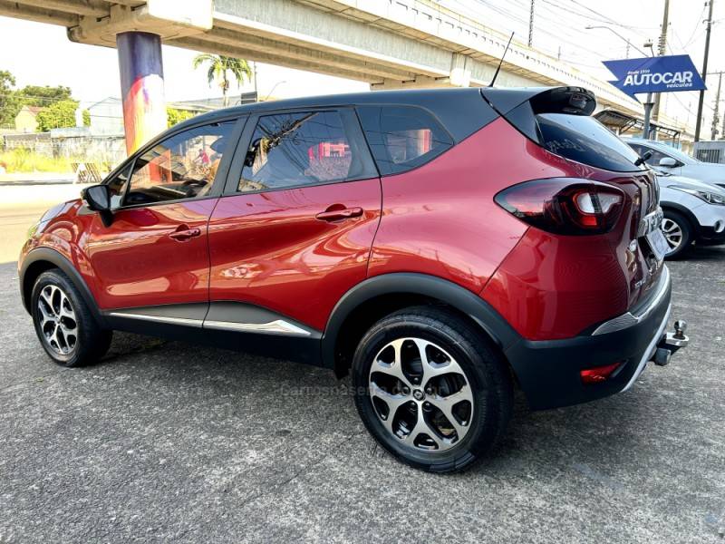 RENAULT - CAPTUR - 2019/2019 - Vermelha - R$ 77.900,00