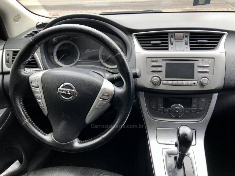 NISSAN - SENTRA - 2014/2014 - Preta - R$ 56.700,00