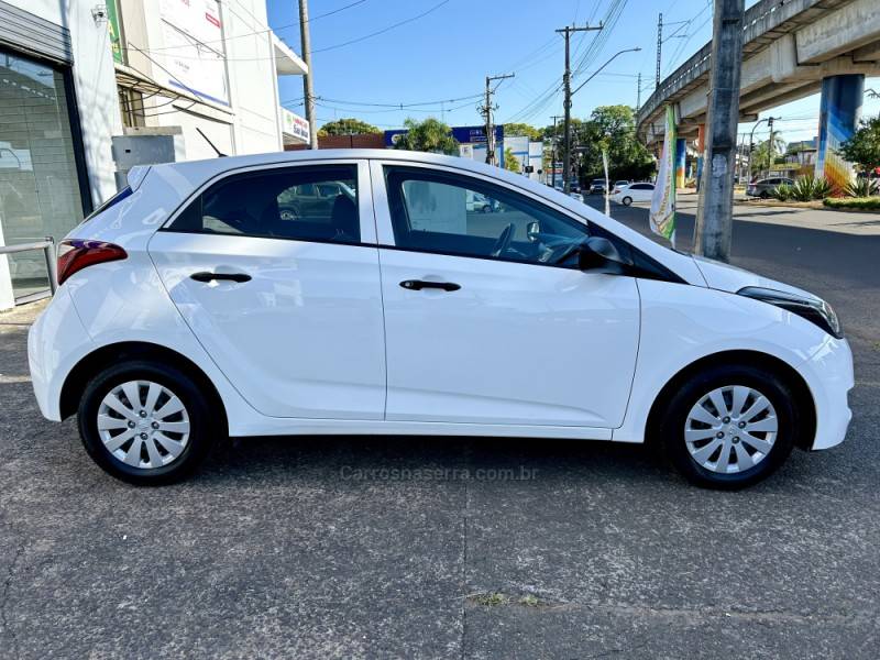 HYUNDAI - HB20 - 2019/2019 - Branca - R$ 56.900,00