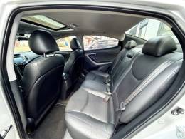 HYUNDAI - ELANTRA - 2015/2015 - Prata - R$ 75.900,00