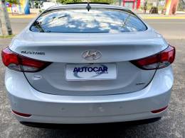 HYUNDAI - ELANTRA - 2015/2015 - Prata - R$ 75.900,00