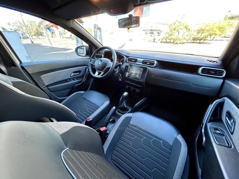 RENAULT - DUSTER - 2023/2023 - Branca - R$ 96.900,00