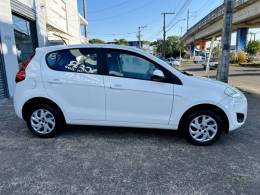 FIAT - PALIO - 2012/2012 - Branca - R$ 39.900,00