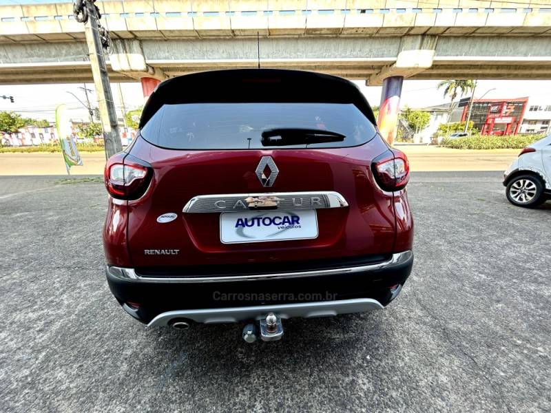 RENAULT - CAPTUR - 2019/2019 - Vermelha - R$ 77.900,00
