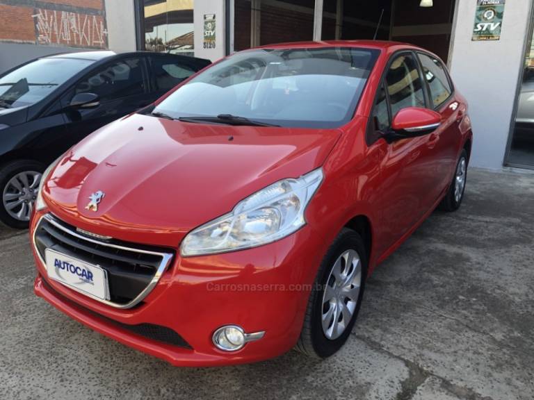 PEUGEOT - 208 - 2016/2016 - Vermelha - R$ 43.700,00