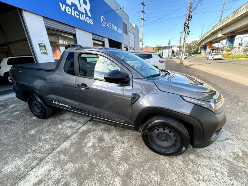FIAT - STRADA - 2022/2022 - Cinza - R$ 75.900,00