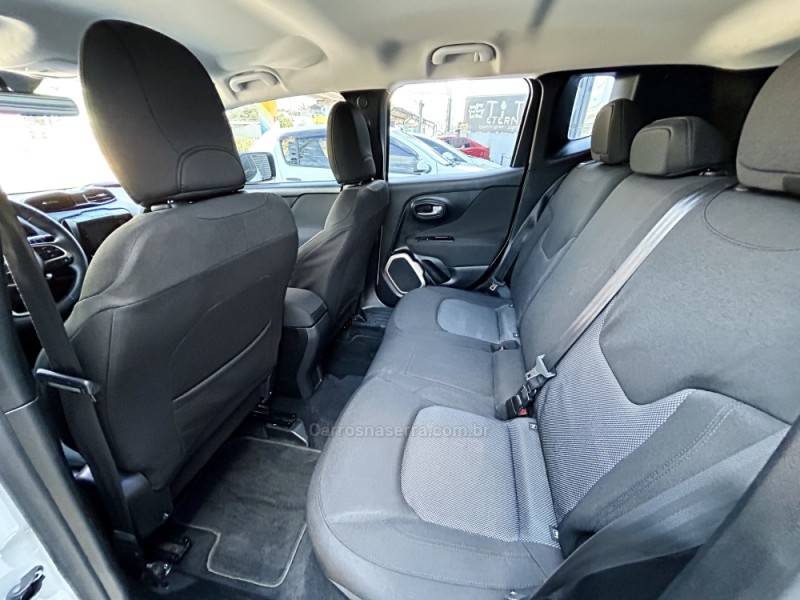 JEEP - RENEGADE - 2016/2016 - Branca - R$ 67.900,00