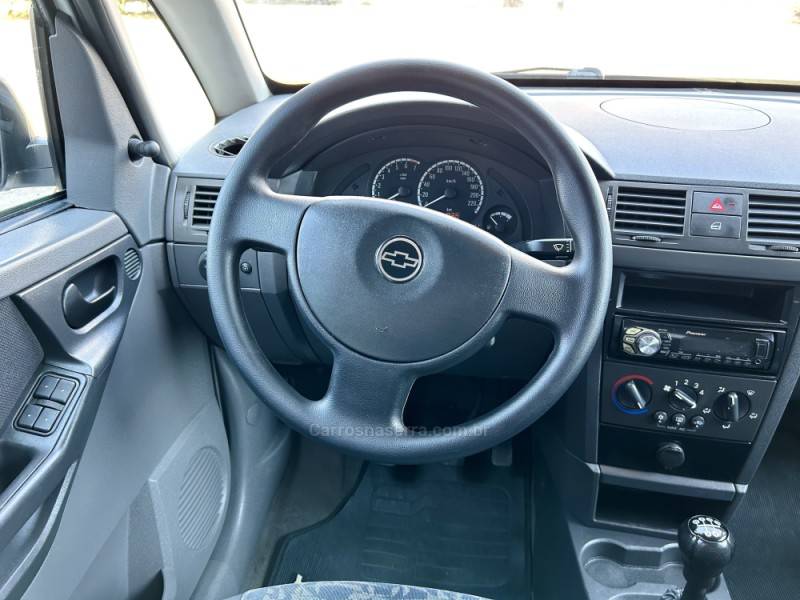 CHEVROLET - MERIVA - 2005/2005 - Branca - R$ 25.900,00