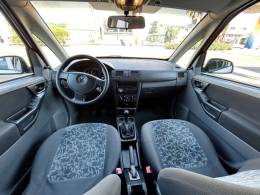 CHEVROLET - MERIVA - 2005/2005 - Branca - R$ 25.900,00