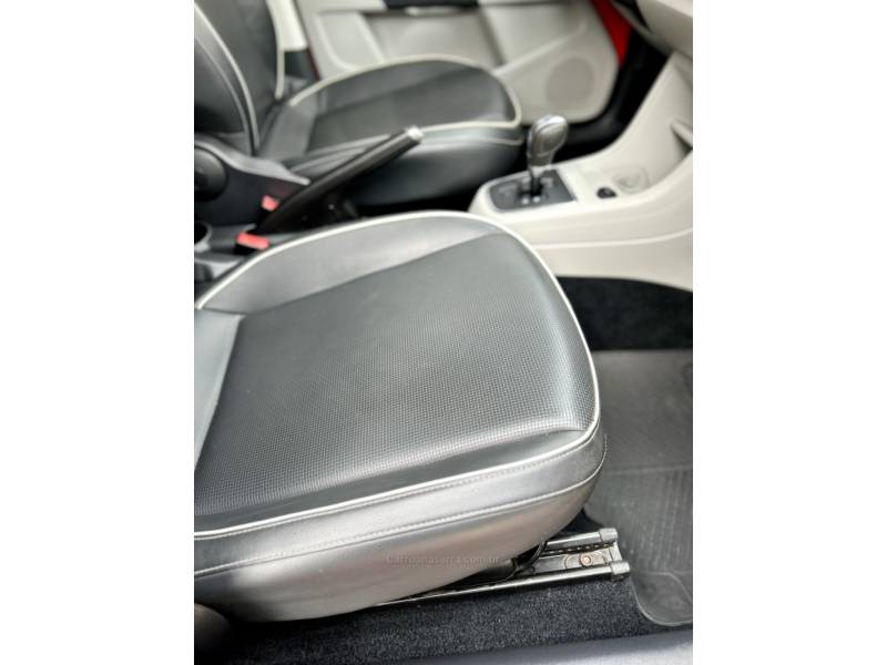VOLKSWAGEN - UP - 2015/2015 - Vermelha - R$ 43.900,00