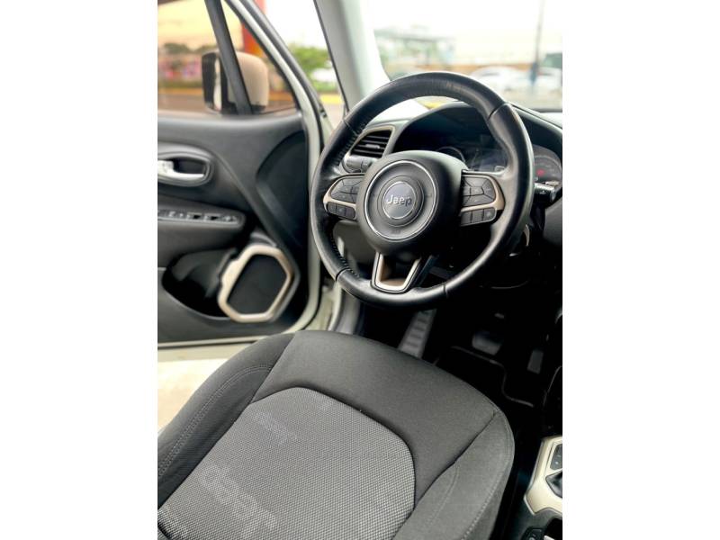 JEEP - RENEGADE - 2017/2017 - Branca - R$ 74.700,00