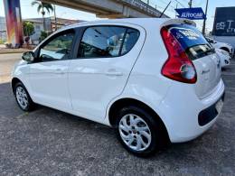 FIAT - PALIO - 2012/2012 - Branca - R$ 39.900,00