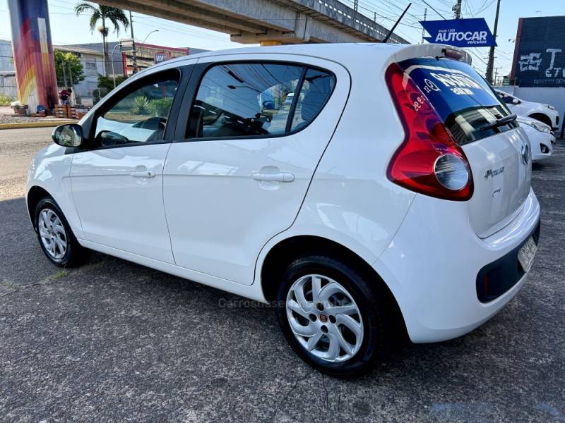 FIAT - PALIO - 2012/2012 - Branca - R$ 39.900,00